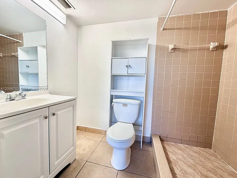 8750 N Sherman Cir #505 — Photo 20