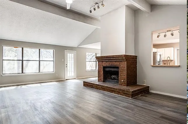 4940 Hollow Ridge Rd — Photo 4