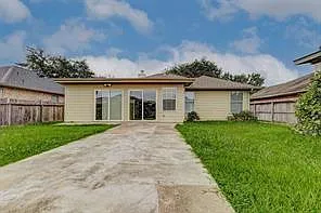 22915 Sebastian Dr — Photo 11