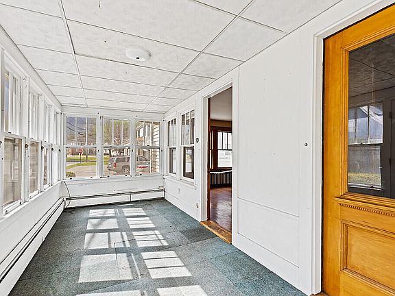 5th image of 29 Sherwin Street