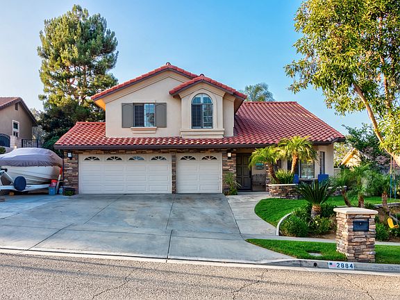 2nd image of 2884 Cape Dr