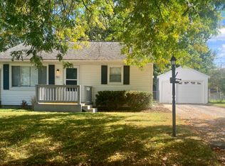 761 Taylor St, Chelsea, MI 48118