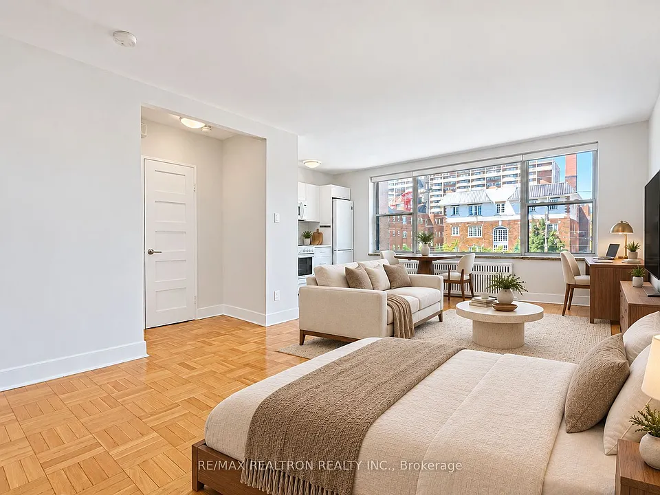 1545 Bathurst St #304