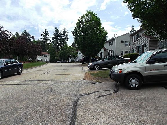 3rd image of 4 Conestoga Ct #B