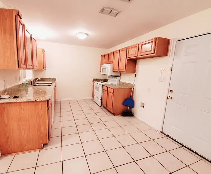 2800 McDonald Rd — Photo 8