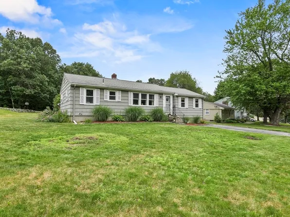 84 Wyoming Dr, Holden, MA 01520