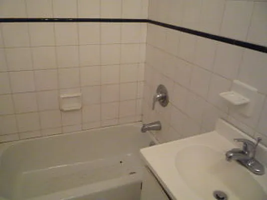 Rented by Picture Realty Inc. | media 29