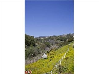 3rd image of 27625 Pacific Coast Hwy