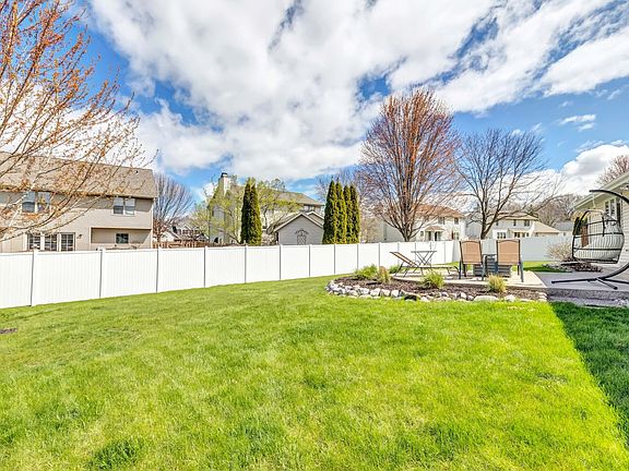 2nd image of 2643 Garden Meadows Ct