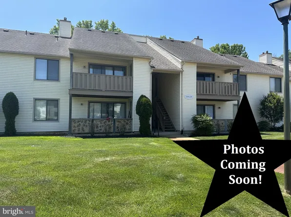 512 The Woods, Cherry Hill, NJ 08003