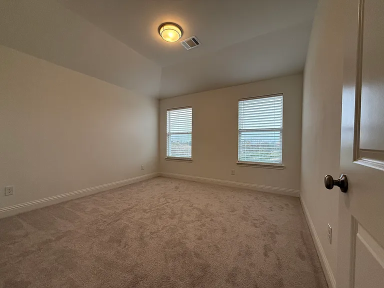 6749 Lake Overlook Dr — Photo 8