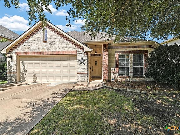 5th image of 18608 Royal Pointe Dr