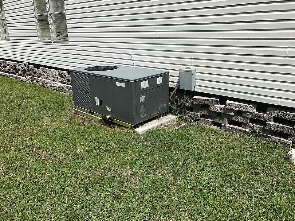 1st image of 8722 Waterway Dr