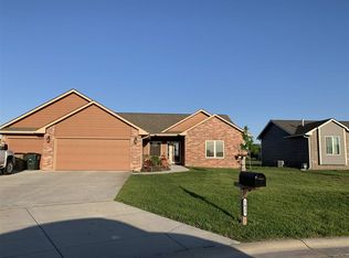 1435 Main St, Halstead, KS 67056