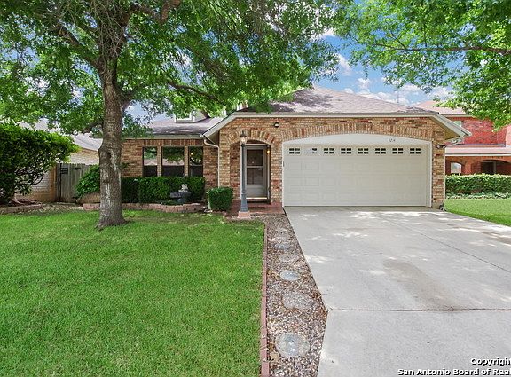 2nd image of 3214 Sackville Dr