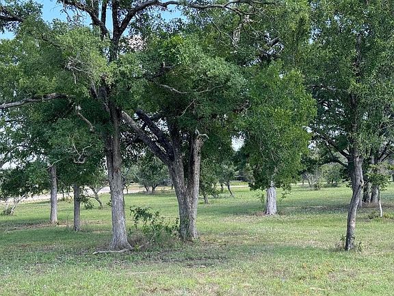 5th image of Tract 34 Burnet Oaks