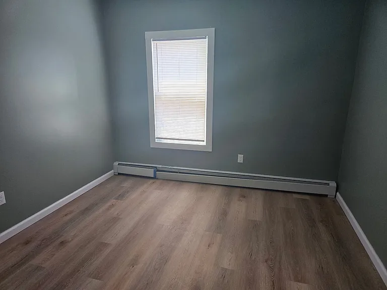164 Grove St #1S — Photo 8