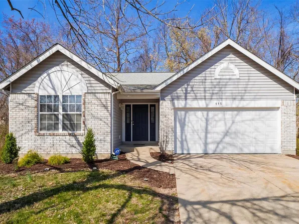 115 Cheshire Dr, Fairview Heights, IL 62208