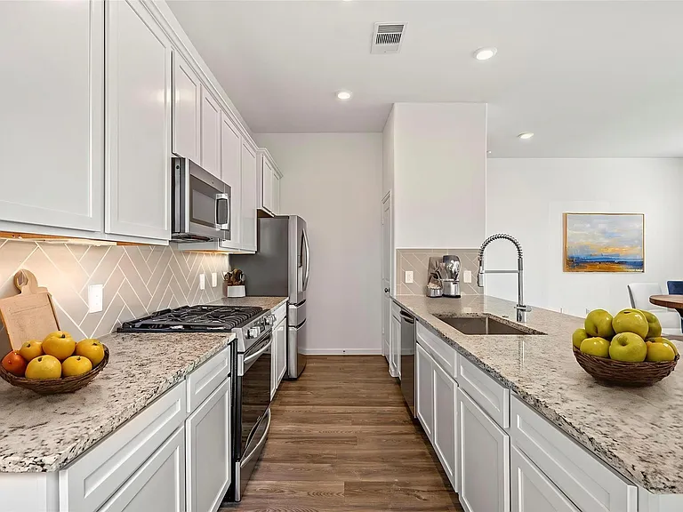 613 Royal Arch Dr — Photo 5