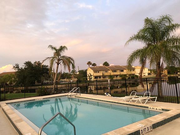 GREAT POOL AREA ONLY A FEW STEPS AWAY 