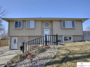 21206 Palomino Rd, Elkhorn, NE 68022