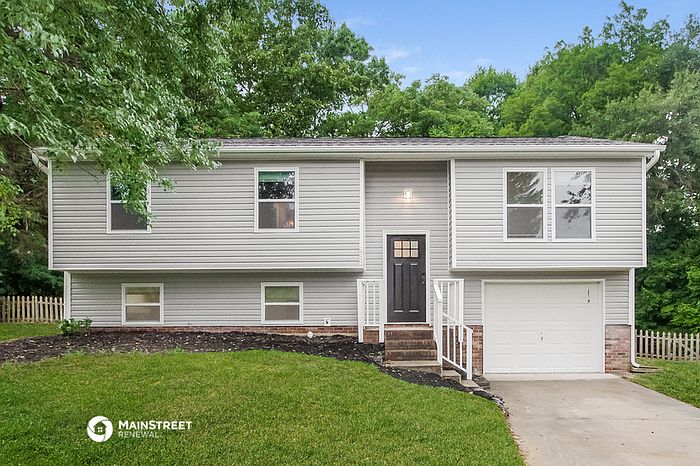 1st image of 8542 Glenway Ct