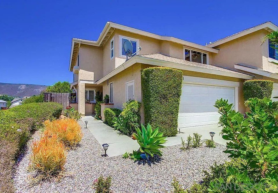 1st image of 13563 Longfellow Ln