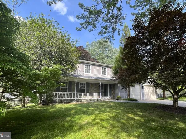 15709 Indianola Dr, Rockville, MD 20855