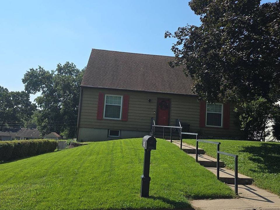 1st image of 1511 Delaware St