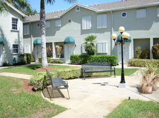 219 Waterside Dr, Hypoluxo, FL 33462