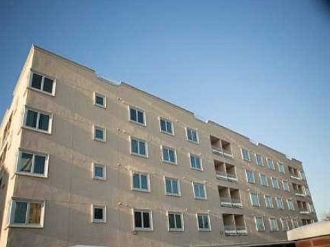 1st image of 148 Greenwich St APT 2F