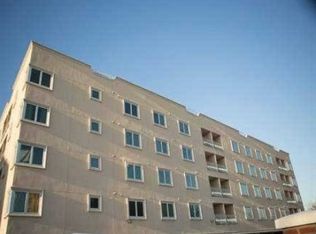 148 Greenwich St APT 1B, Hempstead, NY 11550