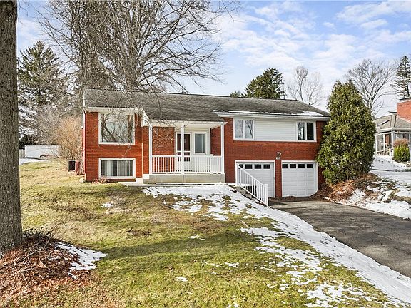 2nd image of 204 Highway View Dr