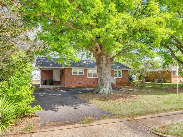 764 Emorywood Ln, Rock Hill, SC 29730