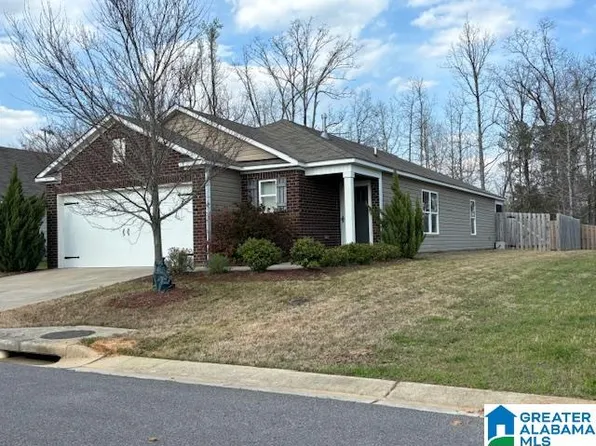 4575 Woodford Cir, Bessemer, AL 35022