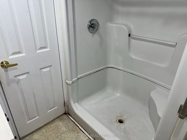 7 Gilroy Dr #BASEMENT — Photo 9