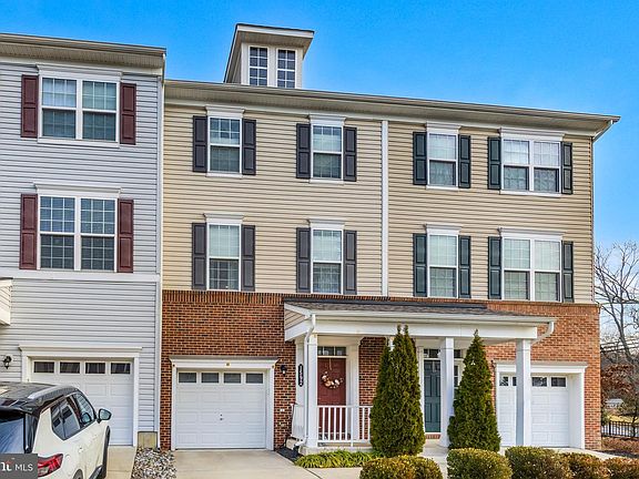 2nd image of 1592 Dorothy Ln