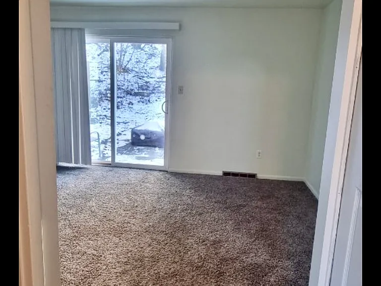 707 Tamarack Dr — Photo 8