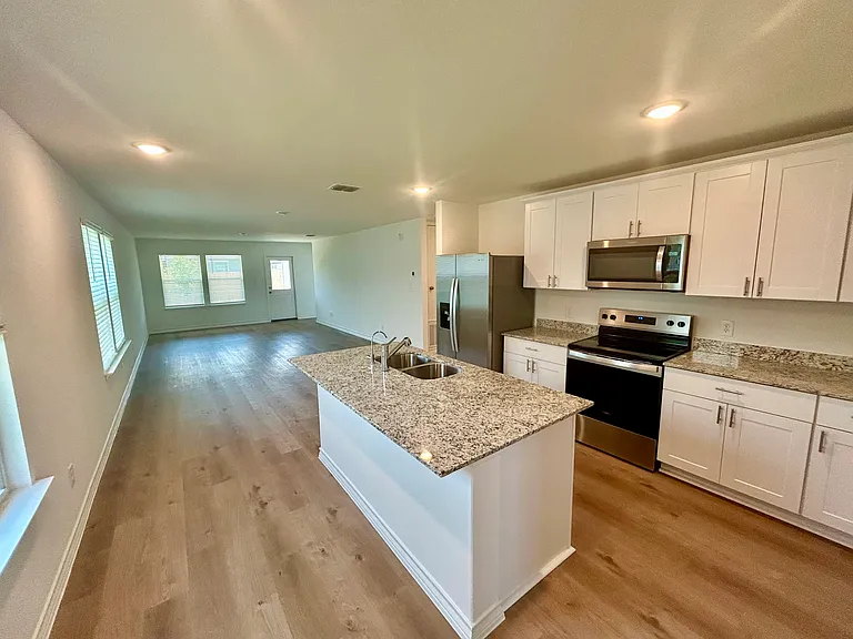 946 Heartseed Ave — Photo 4