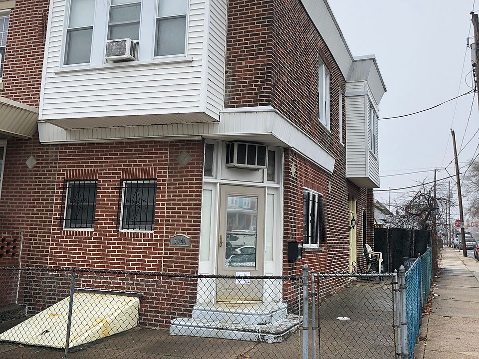 1st image of 6040 Montague St