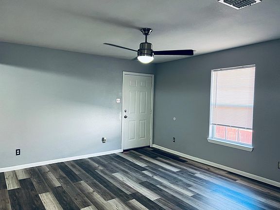 3rd image of 335 Rosebud Ave