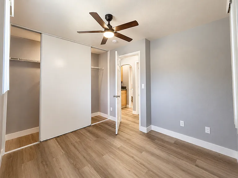 4727 Redland Dr — Photo 5