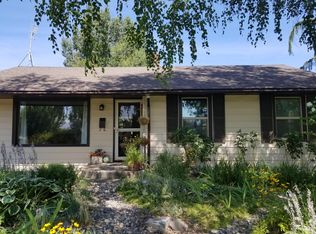 903 S 36th Ave, Yakima, WA 98902