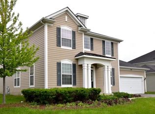 228 Atwell St, Elgin, IL 60124