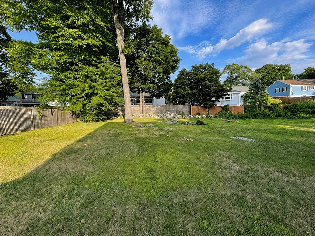 127 Norfolk St #1 — Photo 26