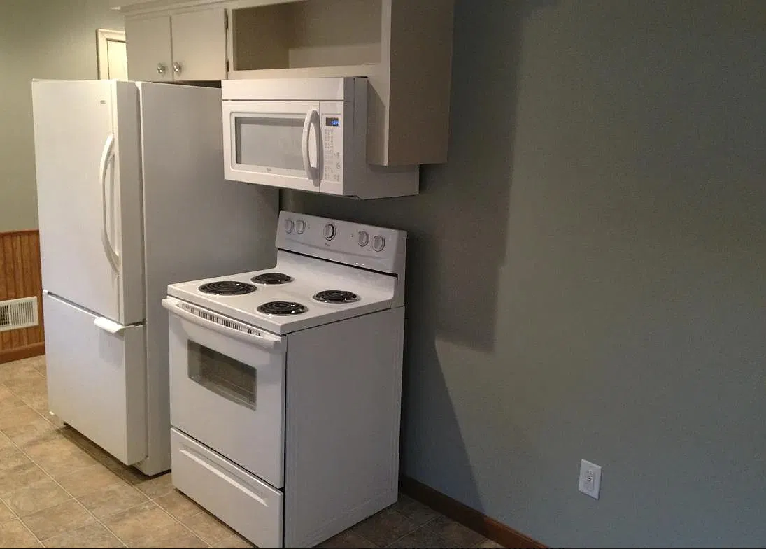 2 bed, 816 sqft, $1,450 — Photo 2
