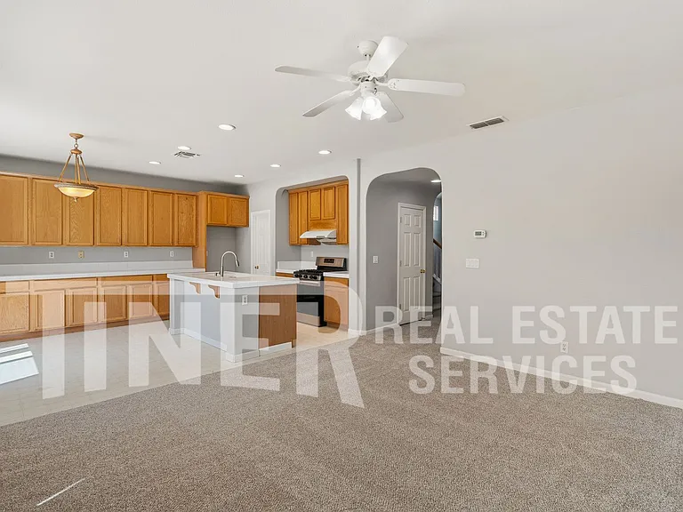 8287 Lauffer Way — Photo 9