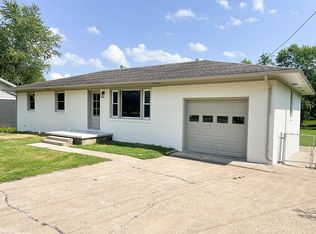 1070 Princeton Rd, Madisonville, KY 42431