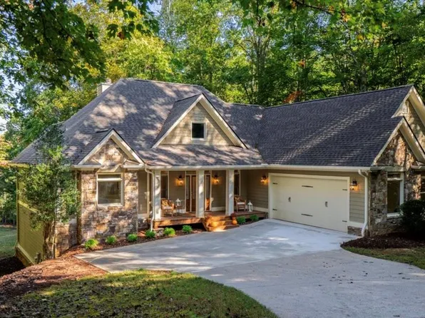 2325 Fodder Creek Mill Dr, Hiawassee, GA 30546