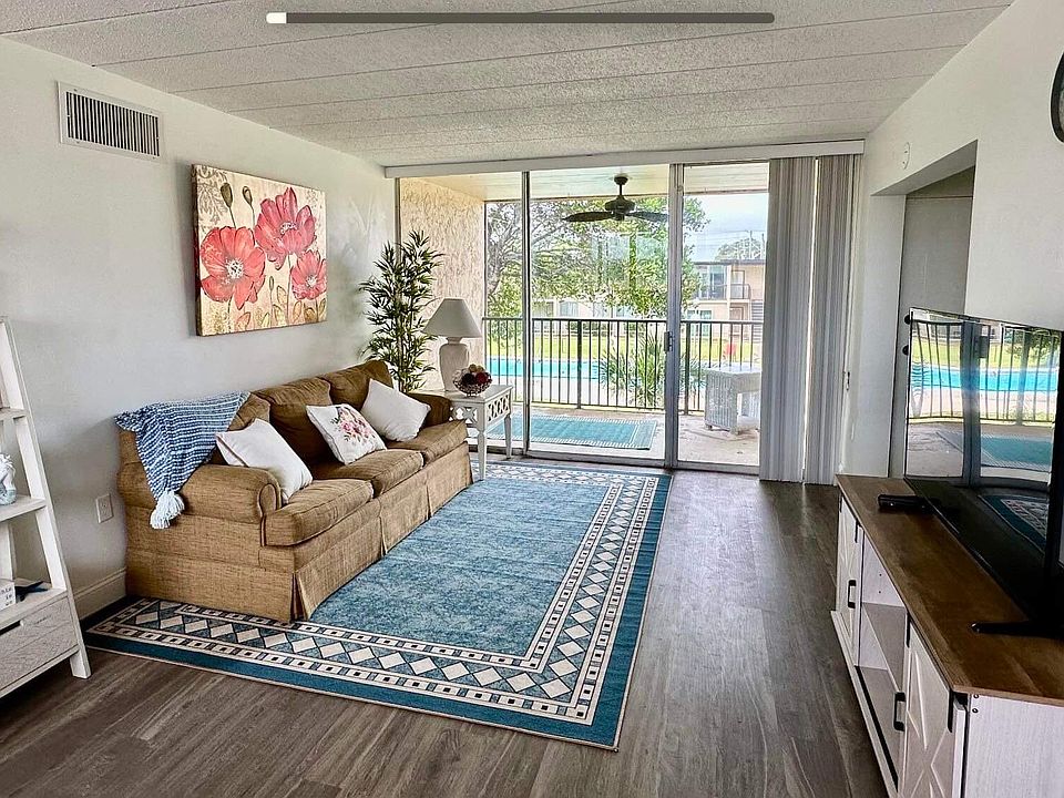 1st image of 300 Miracle Strip Pkwy SW Unit 3D
